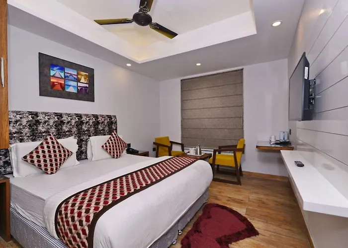 Hotel Nityaa Suites
